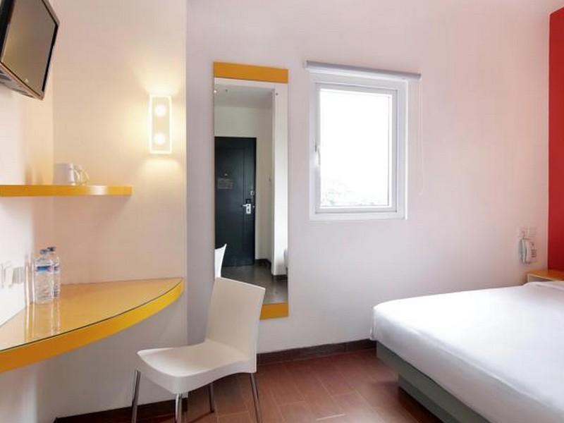 Amaris Hotel Pemuda Semarang Luaran gambar