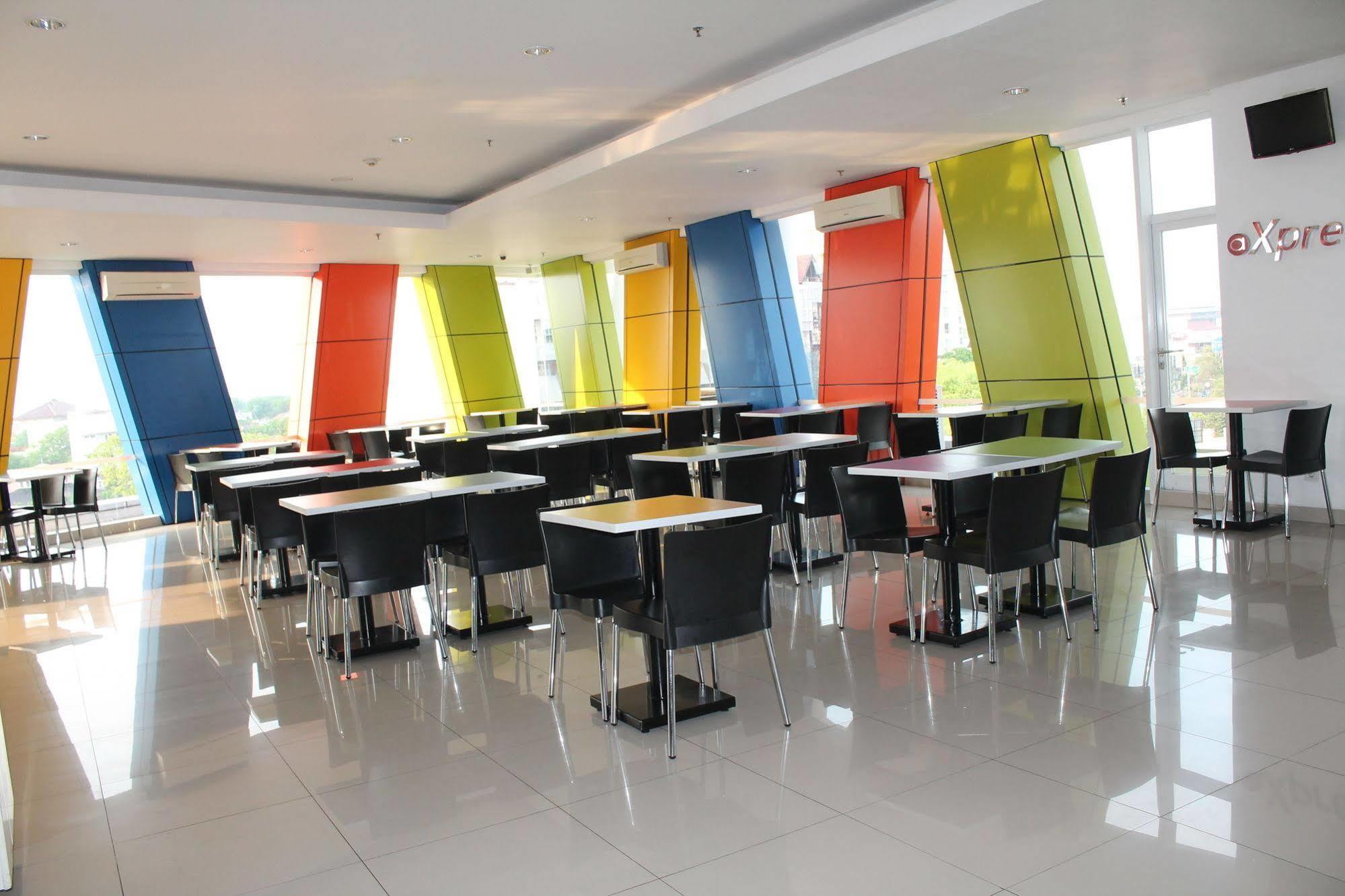Amaris Hotel Pemuda Semarang Luaran gambar
