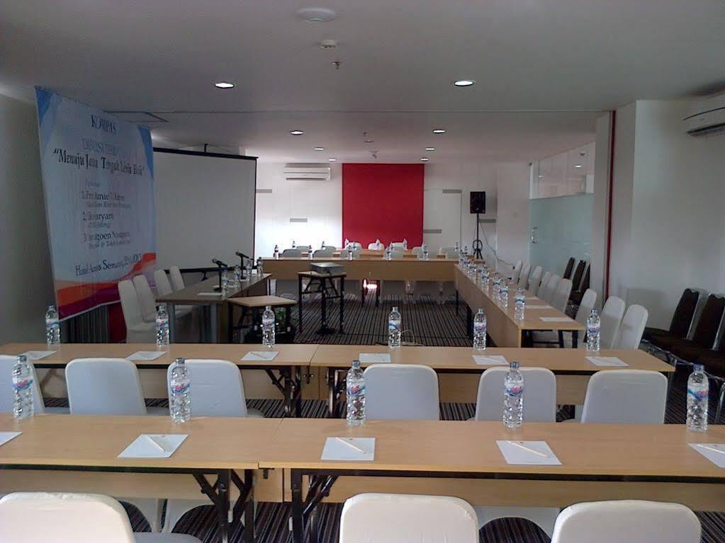 Amaris Hotel Pemuda Semarang Luaran gambar
